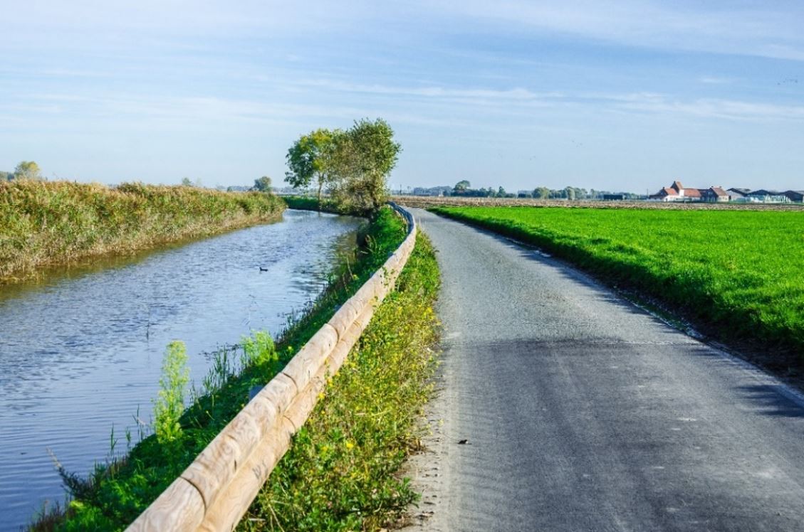 Sabtsweg - Herstel wegdek en plaatsen vangrail