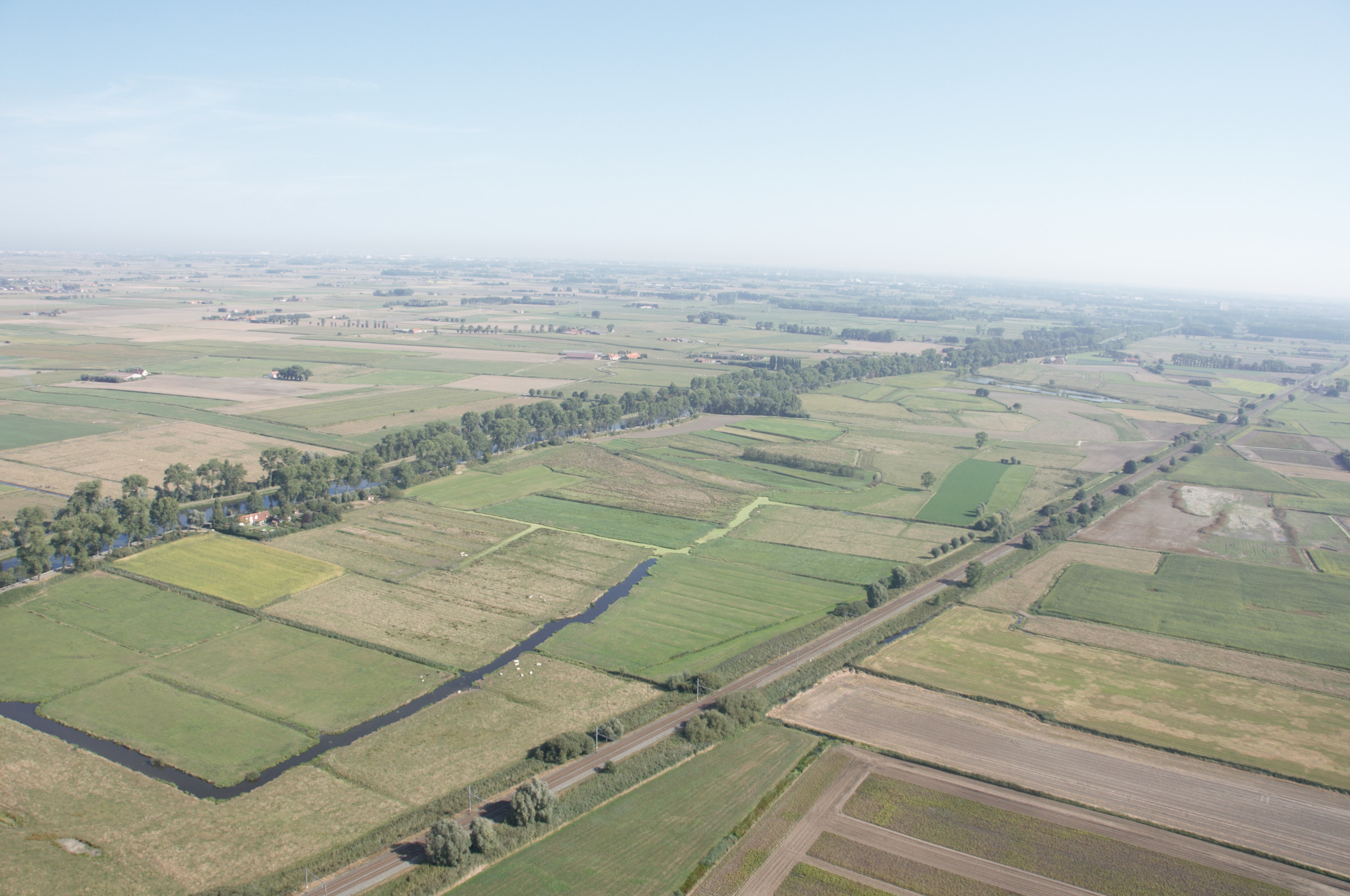 Luchtfoto Kwesthage Meetkerkse Moeren