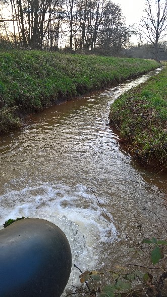 buis pomp in Mangelbeek