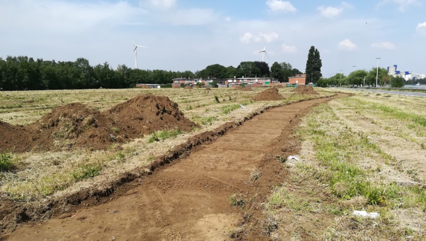 grondwerken in het park in wording