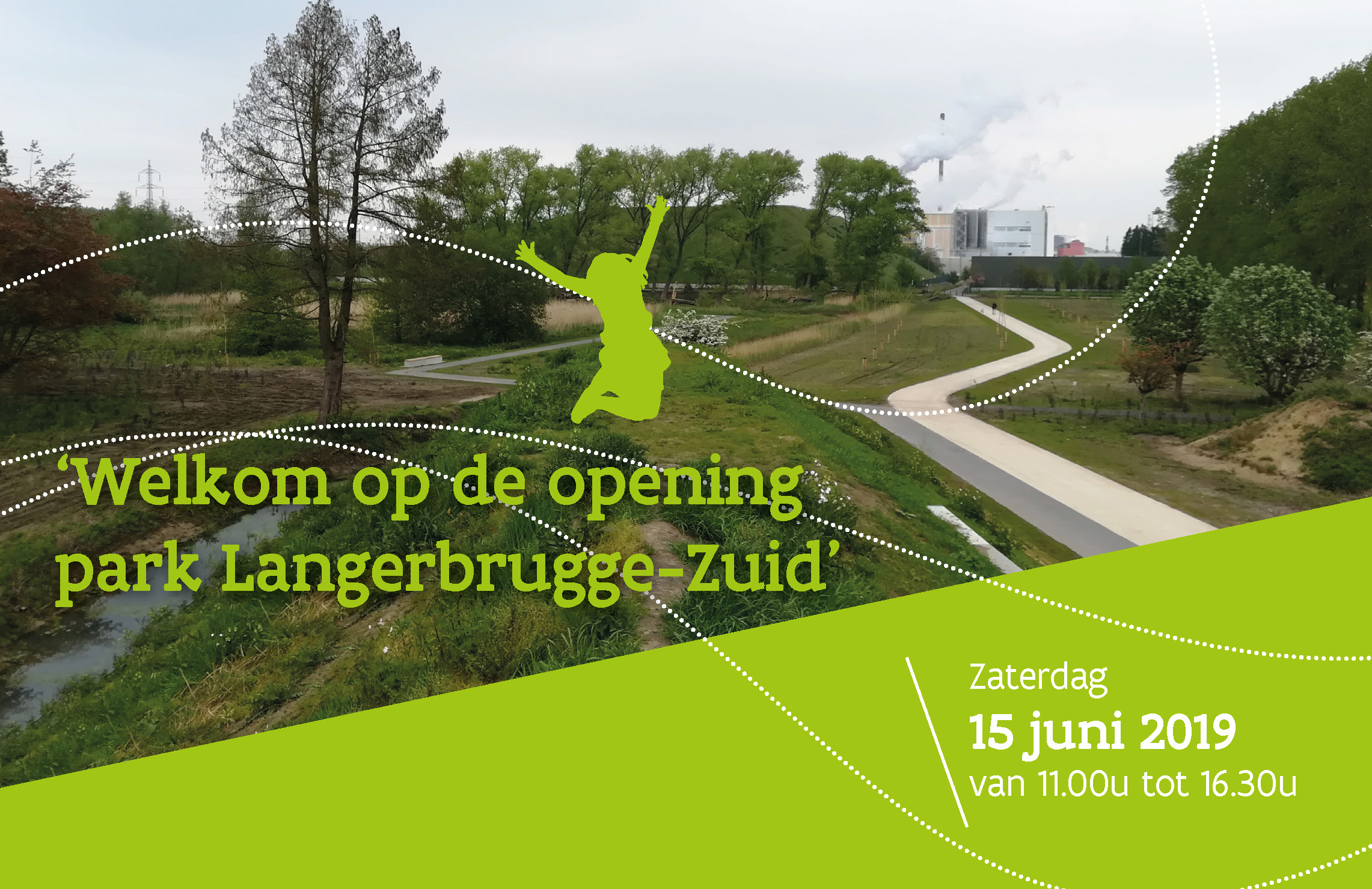zicht op aangelegd park met speelheuvels en wandelpaden