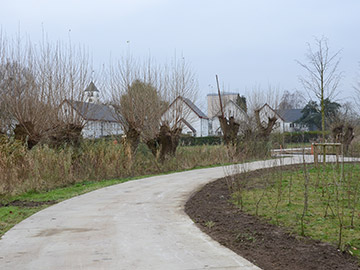 wandelpad met zicht op wijk Malem