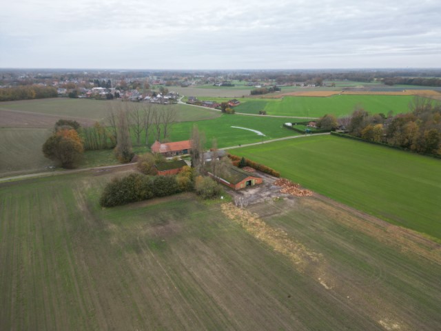 hoeve Looverstraat vanuit de lucht