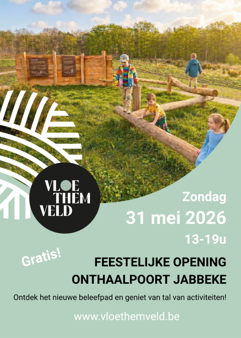 flyer voor opening portaal Jabbeke met AI-beeld van spelende kinderen op houten speeltuig
