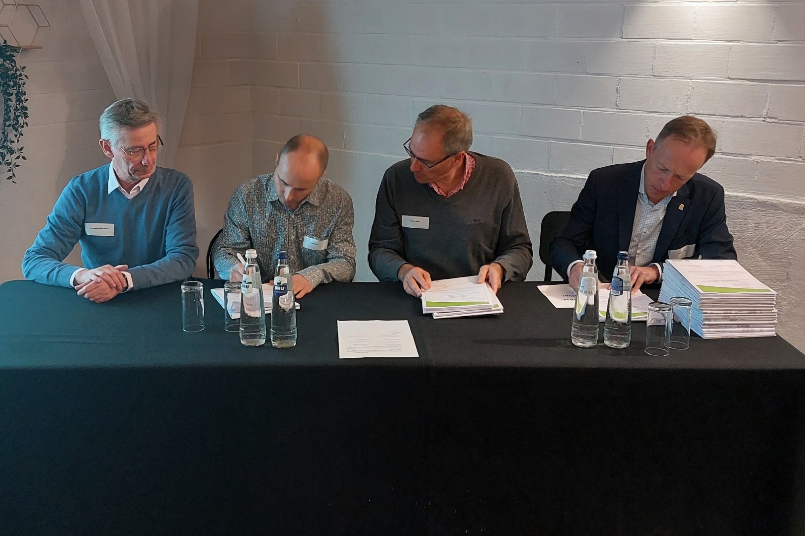 eerste akte, 17 september 2025