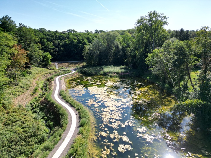 Foto toont de heringerichte Geevaertvijver
