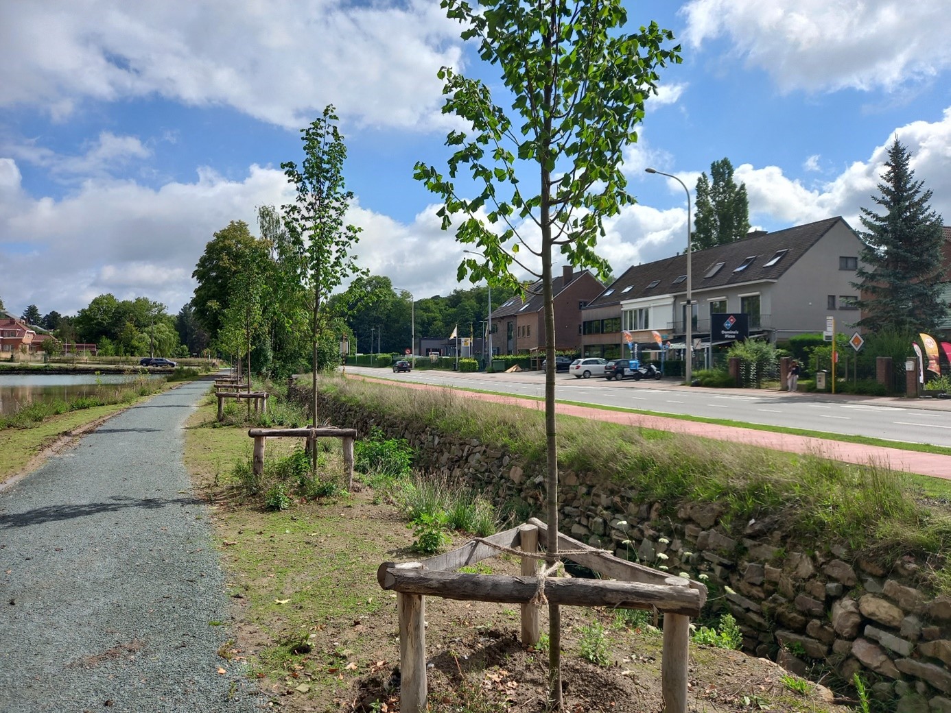 Open IJse, aanplant bomen, fiets en wandelpad