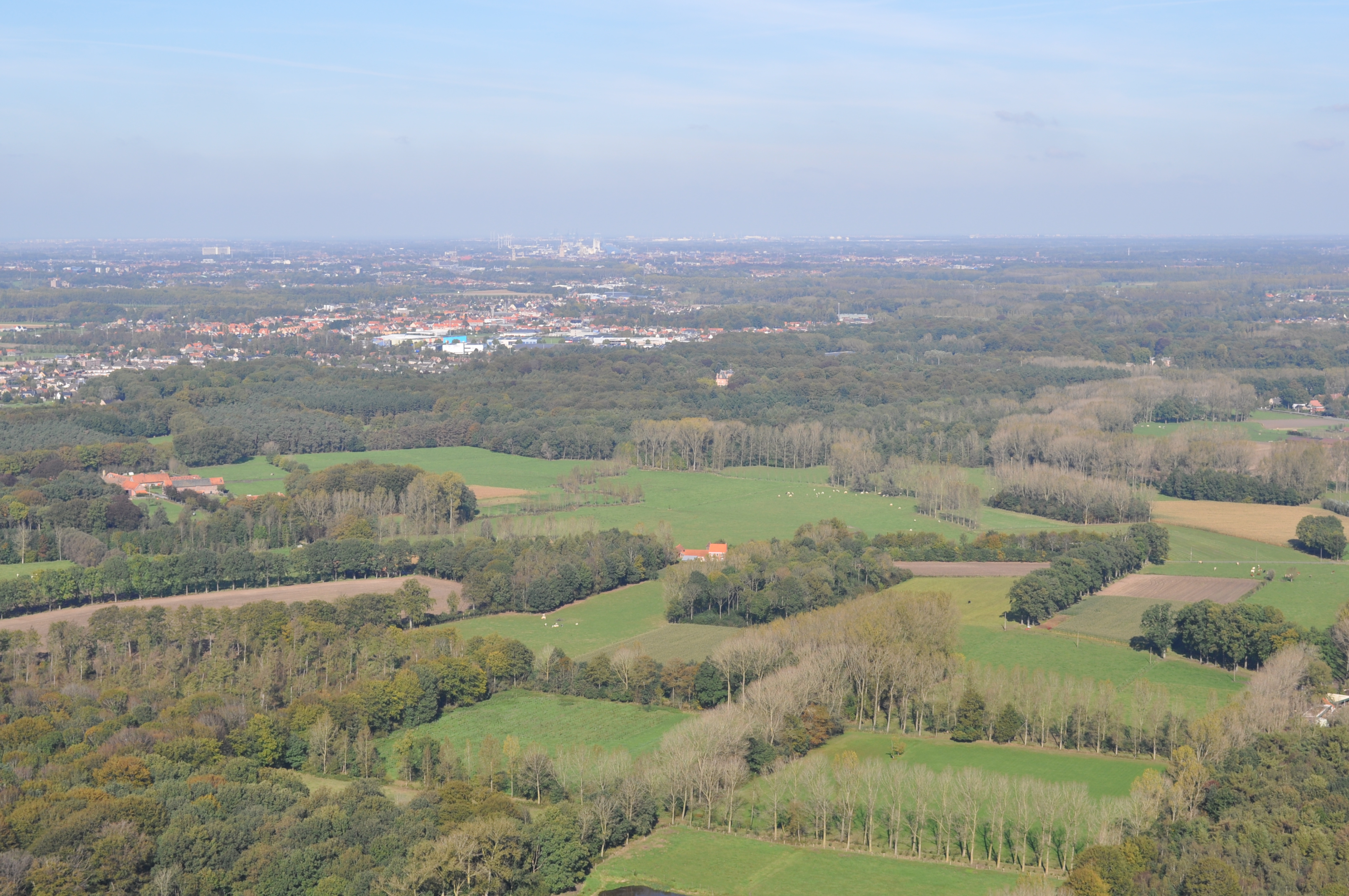 luchtfoto met zicht op de omgeving